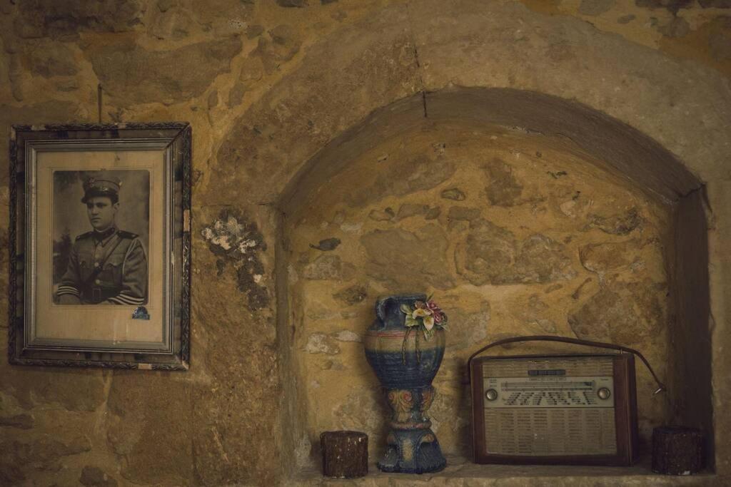Villa The Royal Stonehouse : Sophia à Vasiliki  Extérieur photo