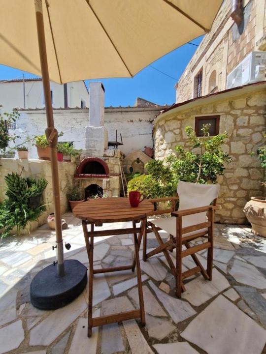 Villa The Royal Stonehouse : Sophia à Vasiliki  Extérieur photo